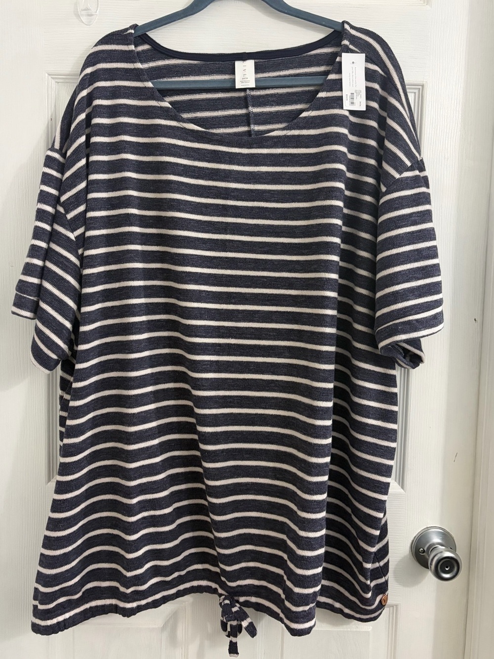 Livi Active Navy and White Striped Short Sleeve  Sweater Size 34/36